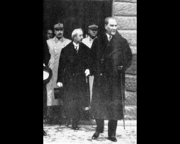 Atatürk'ün bu fotoğraflarını belkide hiç görmediniz... galerisi resim 48