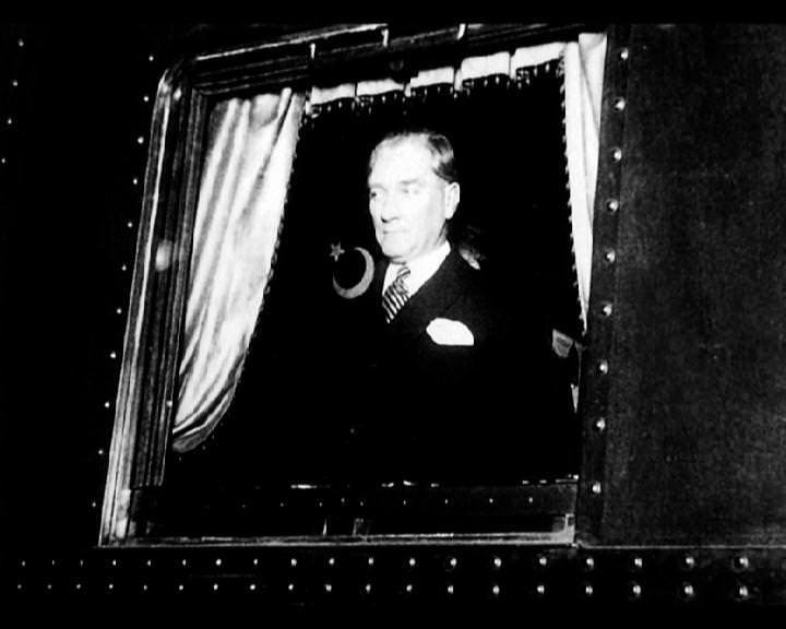 Atatürk'ün bu fotoğraflarını belkide hiç görmediniz... galerisi resim 71