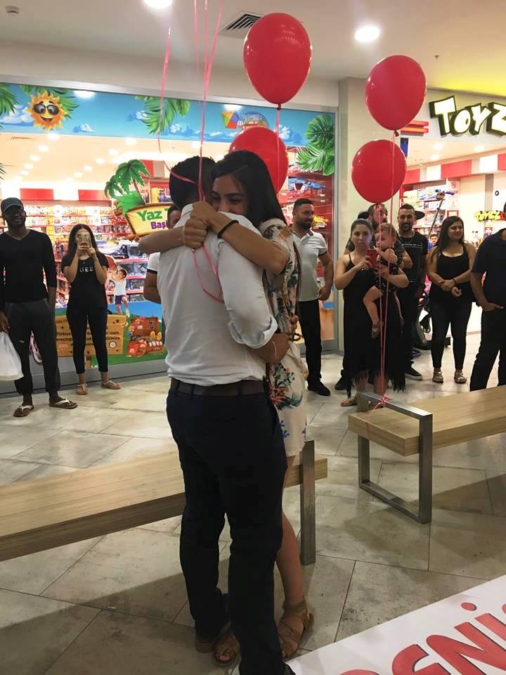 Sürpriz evlilik teklifi... galerisi resim 1