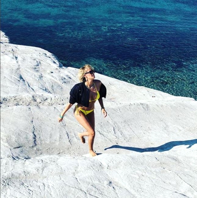 Didem Soydan'dan cesur asansör pozu! Ortalığı yine salladı galerisi resim 8