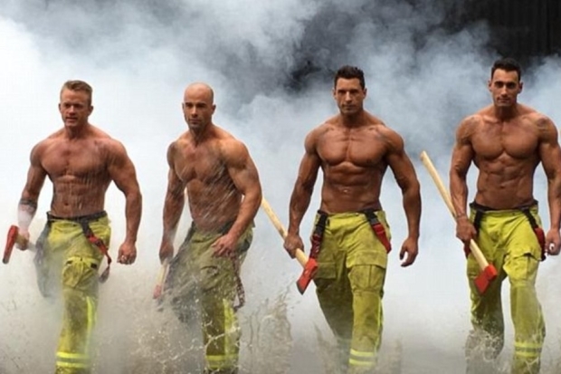 Onları gören kadınlar yangın çıkarmak istiyor galerisi resim 1