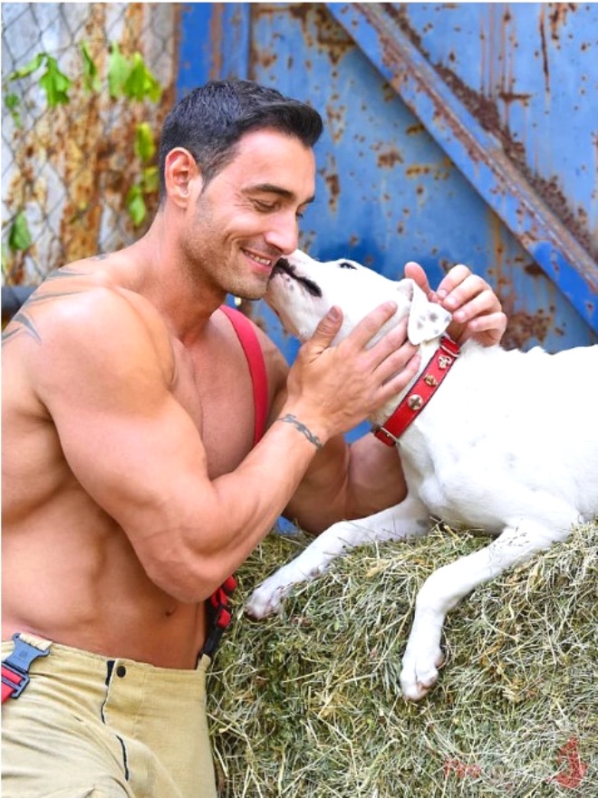 Onları gören kadınlar yangın çıkarmak istiyor galerisi resim 24