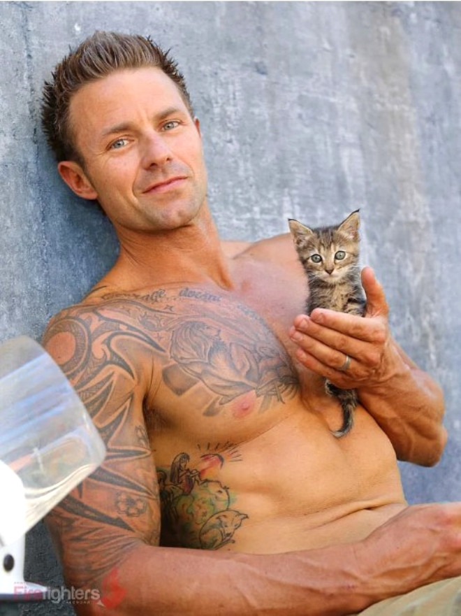 Onları gören kadınlar yangın çıkarmak istiyor galerisi resim 36