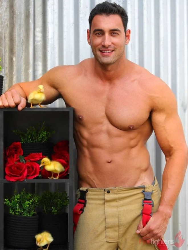 Onları gören kadınlar yangın çıkarmak istiyor galerisi resim 6