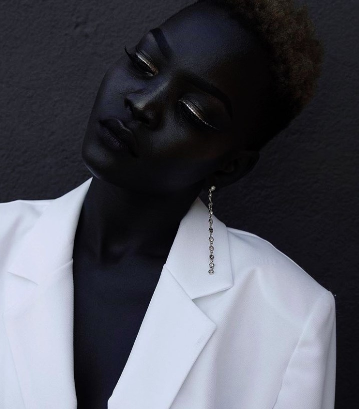 Boynu ile ünlü oldu (Sıra dışı fenomenler) galerisi resim 8