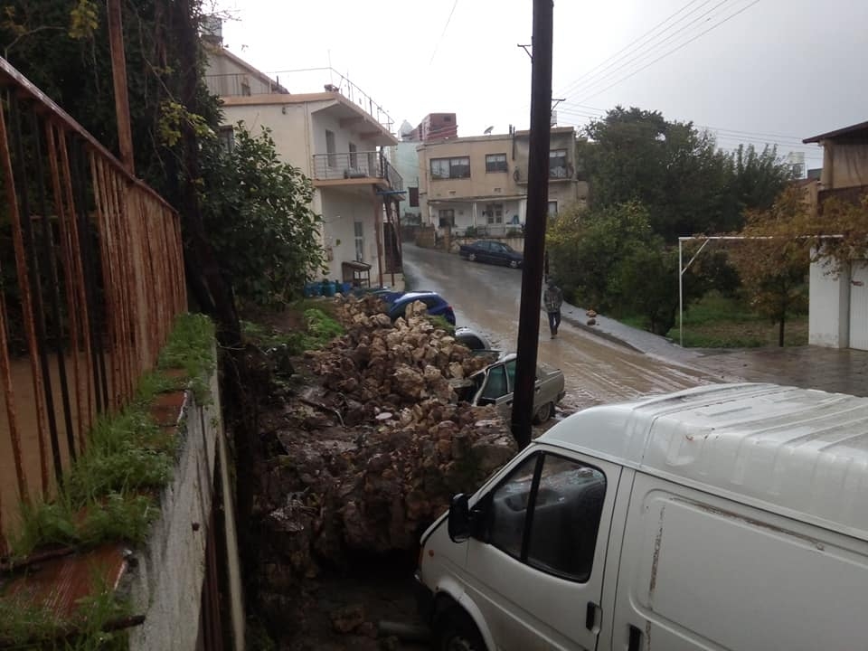 Ülke savaş alanı gibi felaket ürkütücü boyutta galerisi resim 17