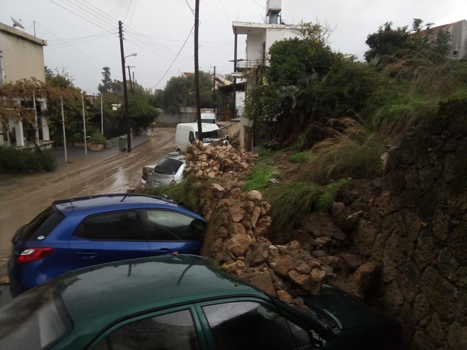 Ülke savaş alanı gibi felaket ürkütücü boyutta galerisi resim 7