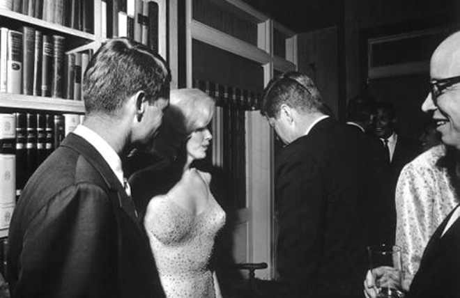 İşte politikacıların seks skandalları... galerisi resim 11