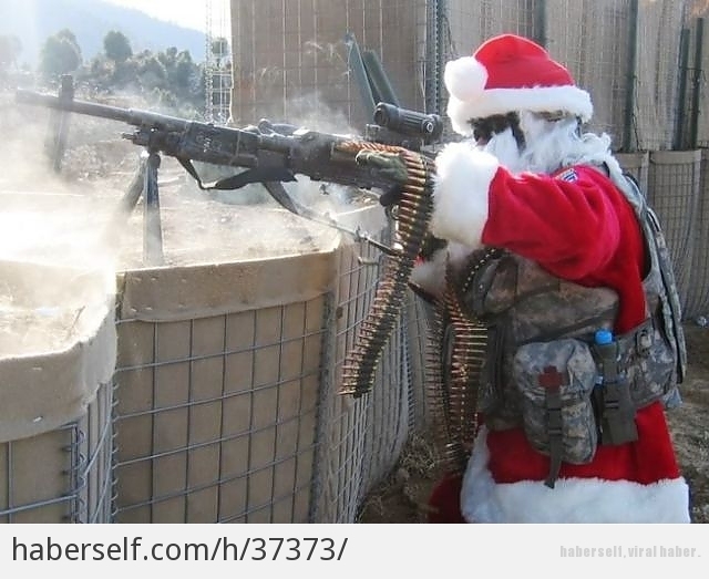 Kendini Kaybetmiş 20 Noel Baba galerisi resim 13