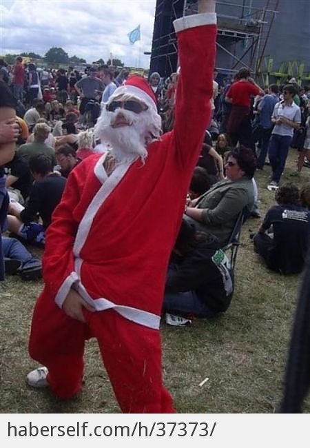 Kendini Kaybetmiş 20 Noel Baba galerisi resim 17