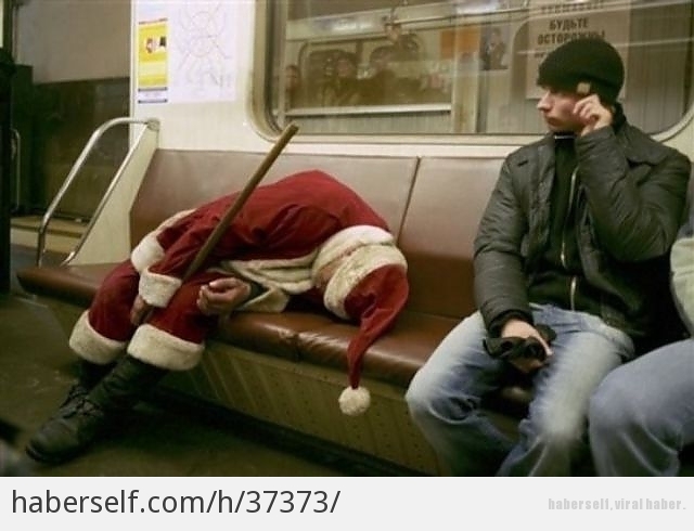 Kendini Kaybetmiş 20 Noel Baba galerisi resim 19