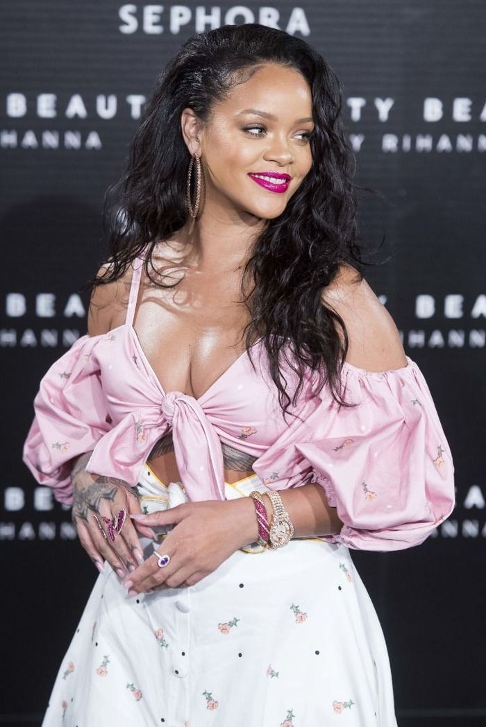 Rihanna'dan sevgililer gününe özel tasarım galerisi resim 13