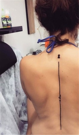 Ünlülerin dövmeleri ve anlamları galerisi resim 17