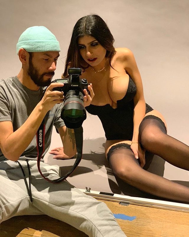 Emekli Porno yıldızının yeni işi şaşırttı! galerisi resim 12