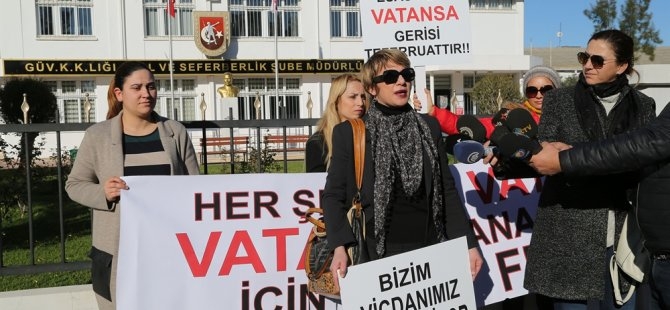 Dünya ordularındaki kadın askerler galerisi resim 13