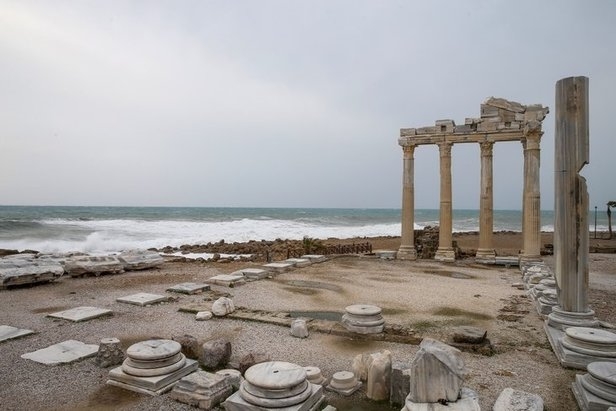 Antalya'da Hortum böyle iz bıraktı! galerisi resim 13