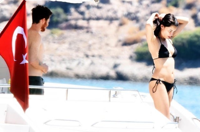 Adriana Lima: Metin Hara beni kullandı galerisi resim 7