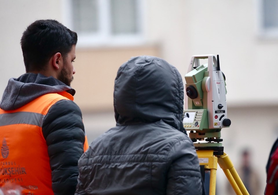 Zamana karşı yarış: Enkazdan ses geldi galerisi resim 16