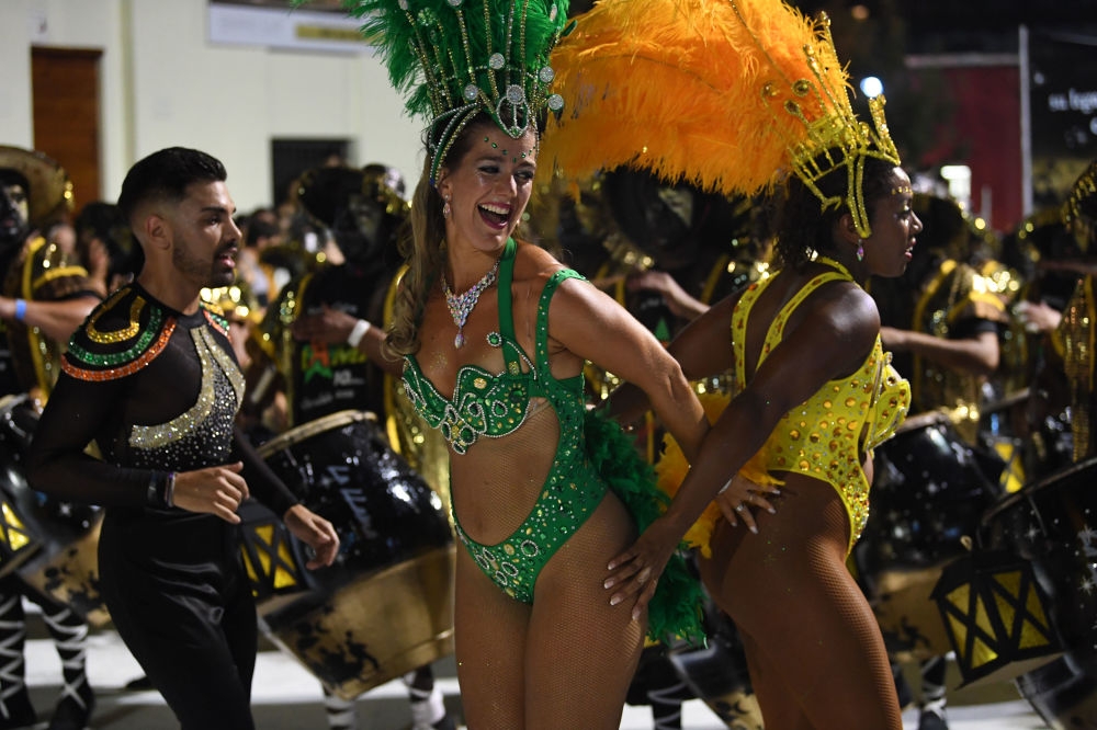 Uruguay’da karnaval heyecanı galerisi resim 6