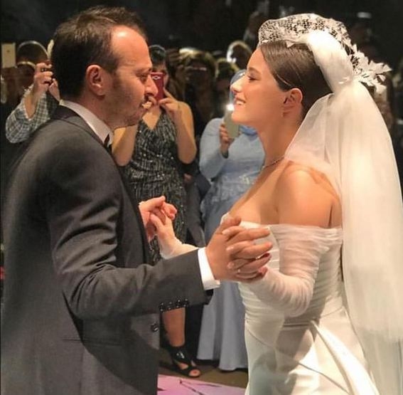 Hayatı Aşk-ı Memnu zannediyorlar galerisi resim 1