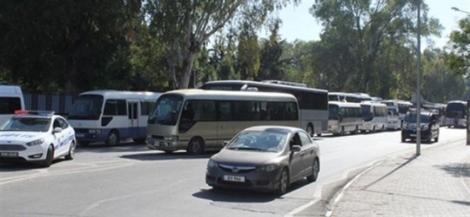 KAR-İŞ Eylemi Devam Ediyor