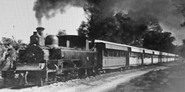 Tarihi Buğday Camii’nde “Kibris’in Tarihine Tren Yolculuğu” yapıldı