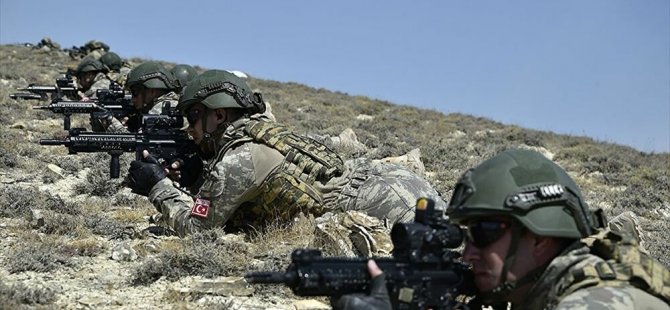 Azeri ve Türk özel kuvvetlerinden ortak tatbikat kapsamında taarruz