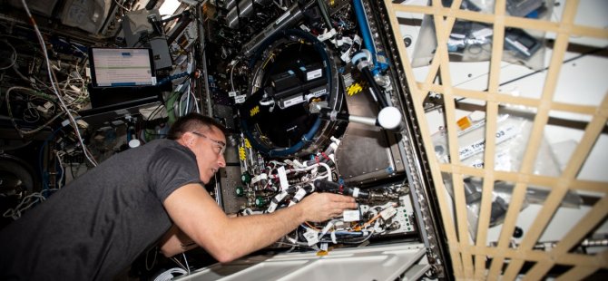 Uluslararası Uzay İstasyonu'ndaki hava kaçağının kaynağı bulundu