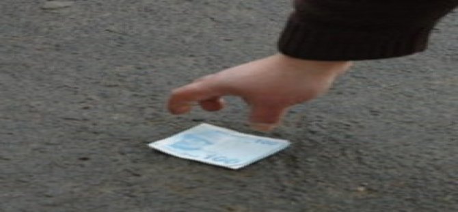 Yolda Para Buldu, Cebine Koydu, Tutuklandı