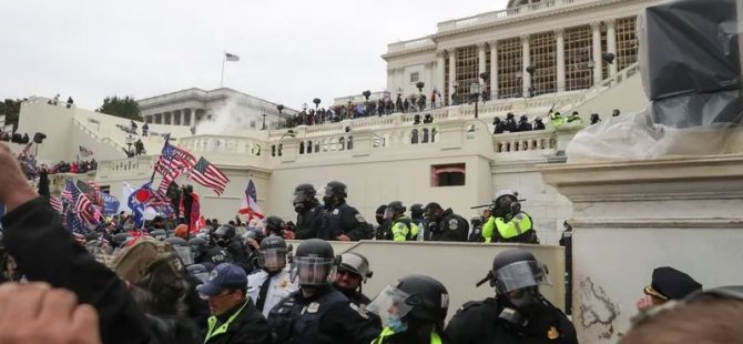 ABD'de Kaos: Trump Destekçileri Kongre Binasını Bastı, 4 Kişi Öldü