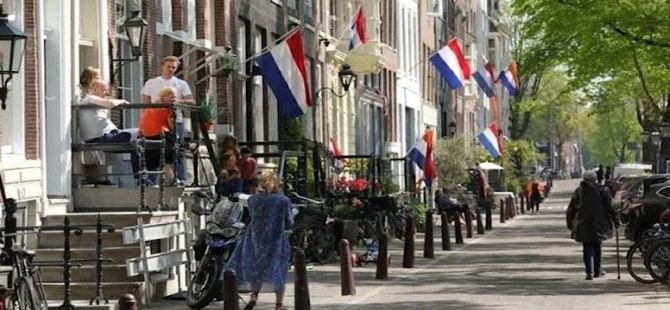 Hollanda Kralı, ülkesinin kölelik geçmişi için resmi olarak özür diledi