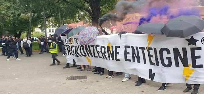 Hayat pahalılığı nedeniyle halk sokağa indi! Cumhurbaşkanı da destek verdi