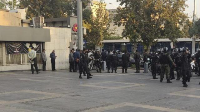 İran'daki bazı üniversitelerde öğrenciler 3 günlük boykot başlattı