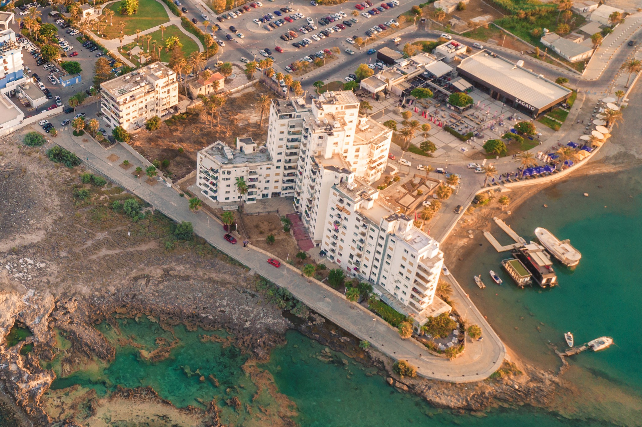 Gazimağusa Belediyesi, Deniz Yıldızı Apartmanları sakinlerine ihbar ...