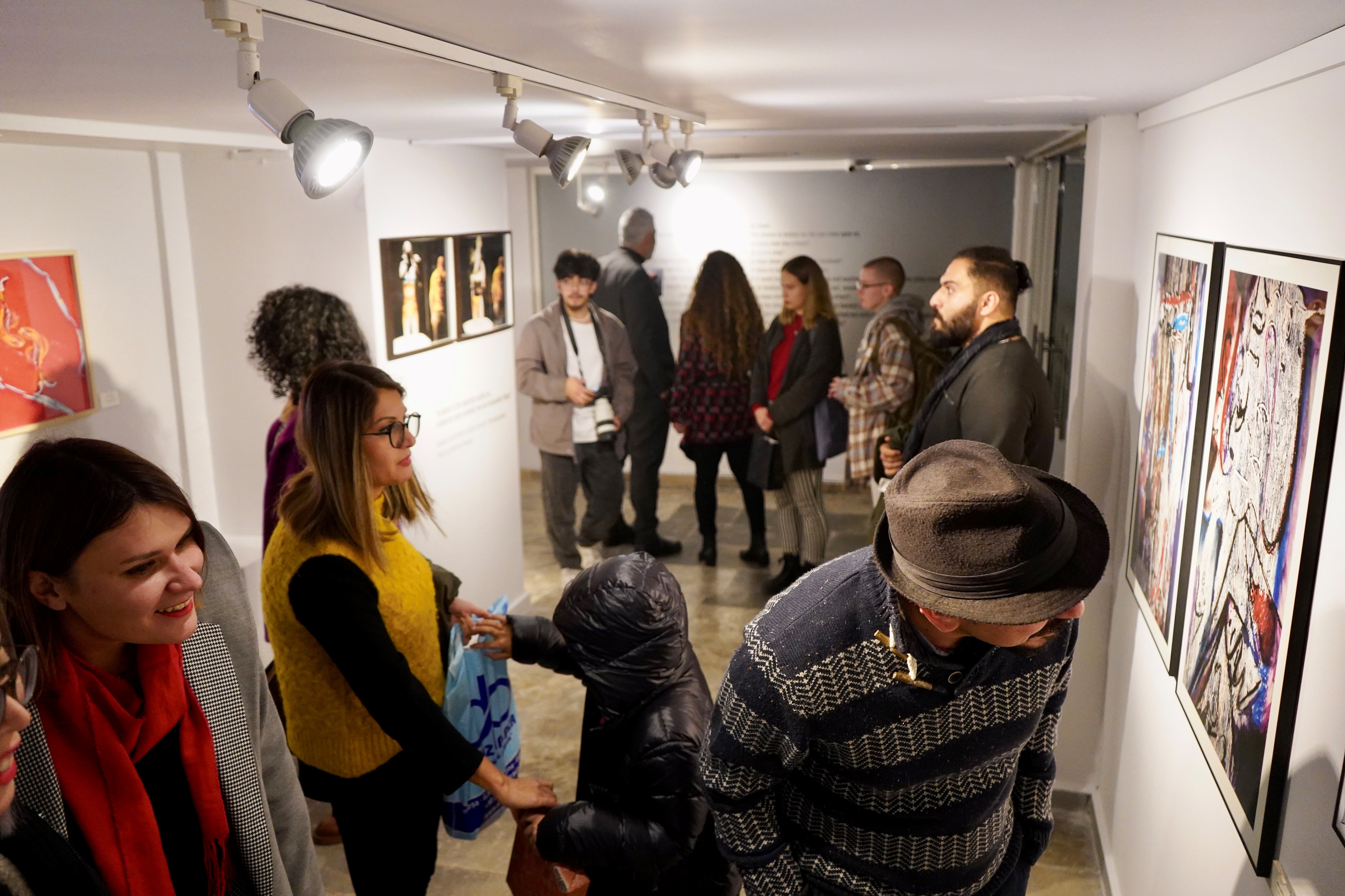 “RANDOM ARUCAD” Sergisi Yeni Yıl Resepsiyonuyla Birlikte Açıldı