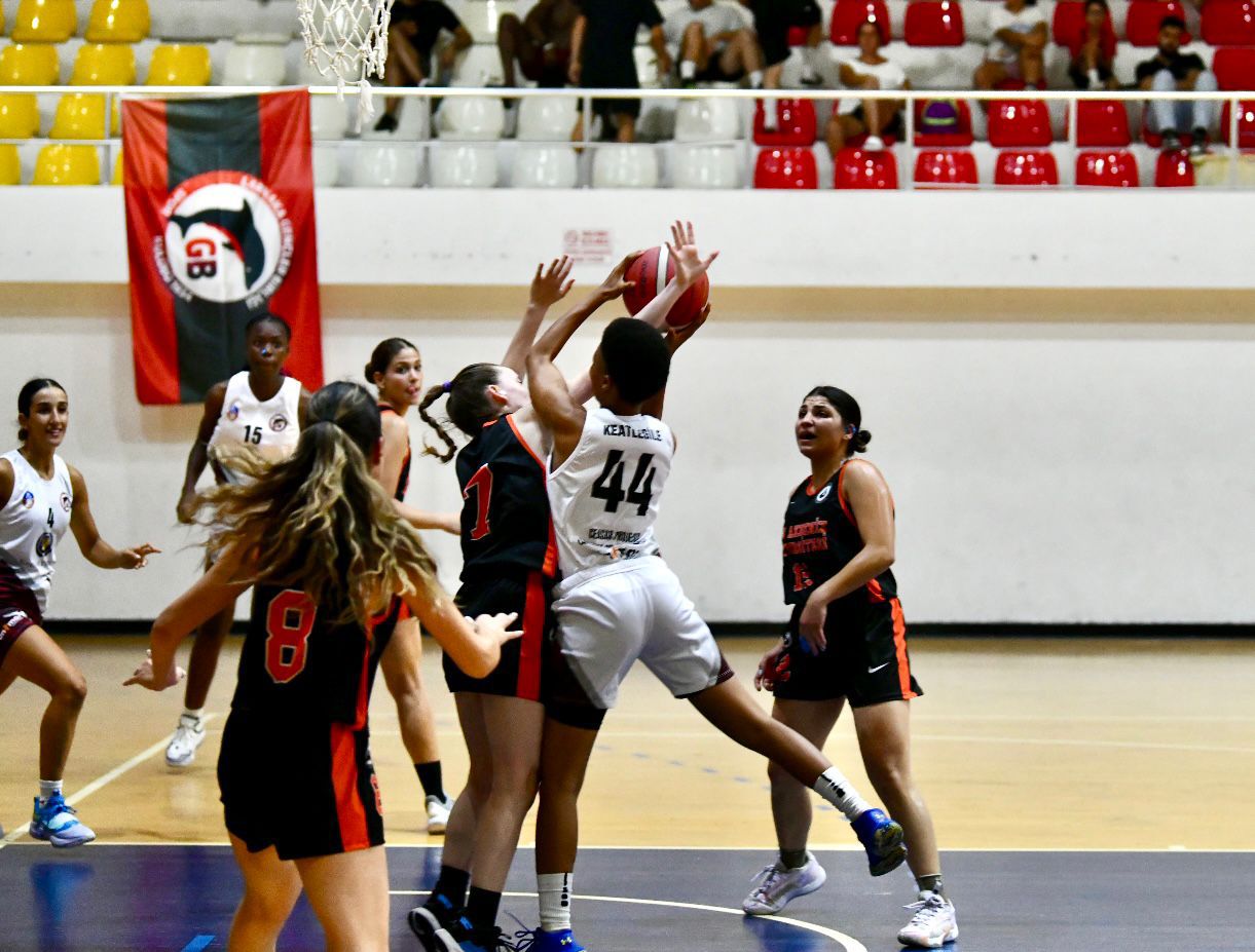 Basketbol Kadınlarda final zamanı