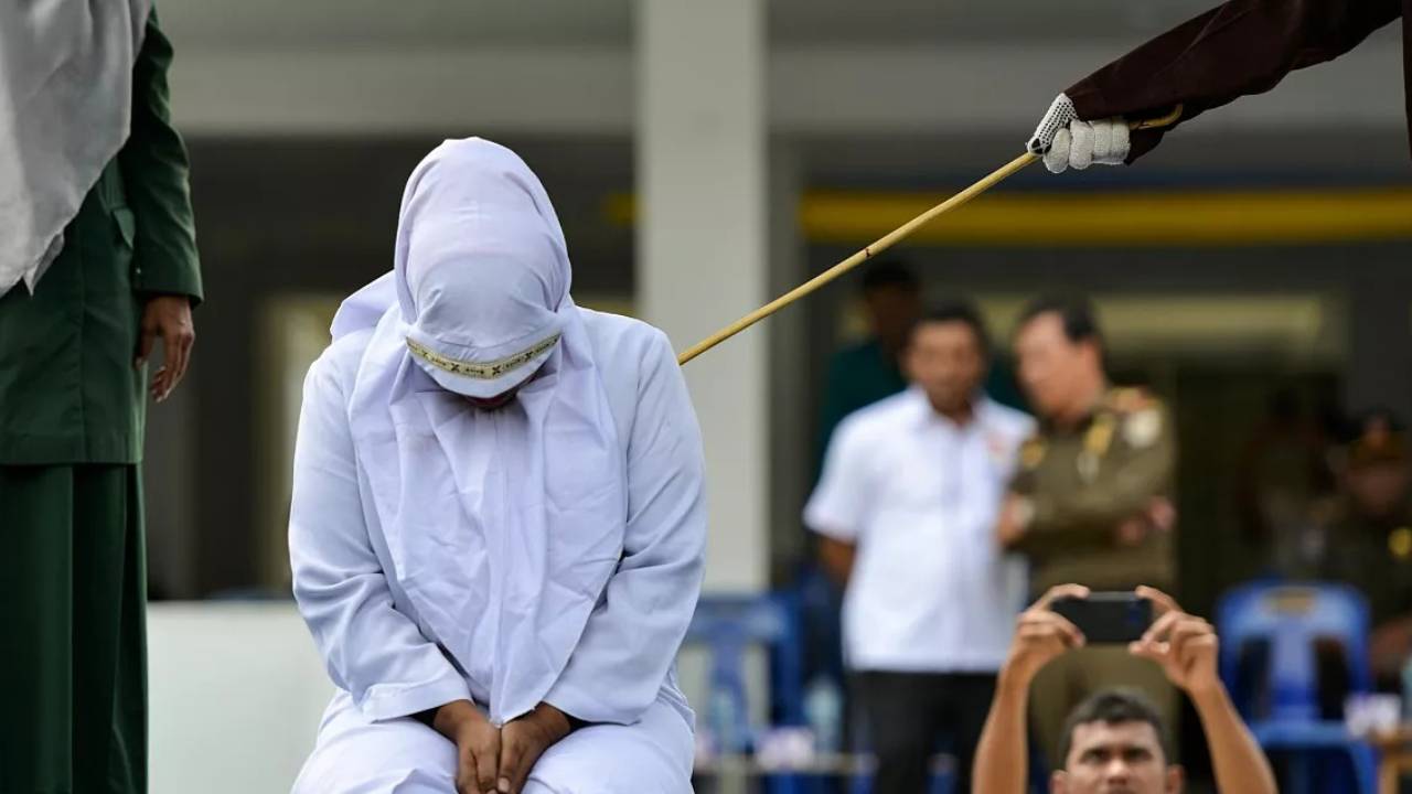 İlahiyatçılardan ortak bildiri: Şeriat hukuku, dönemin Arap toplumunda değişime öncülük eden ilk uygulamaları içerse de güncel yaşamda insan onuruna yakışır bir karşılığı yoktur