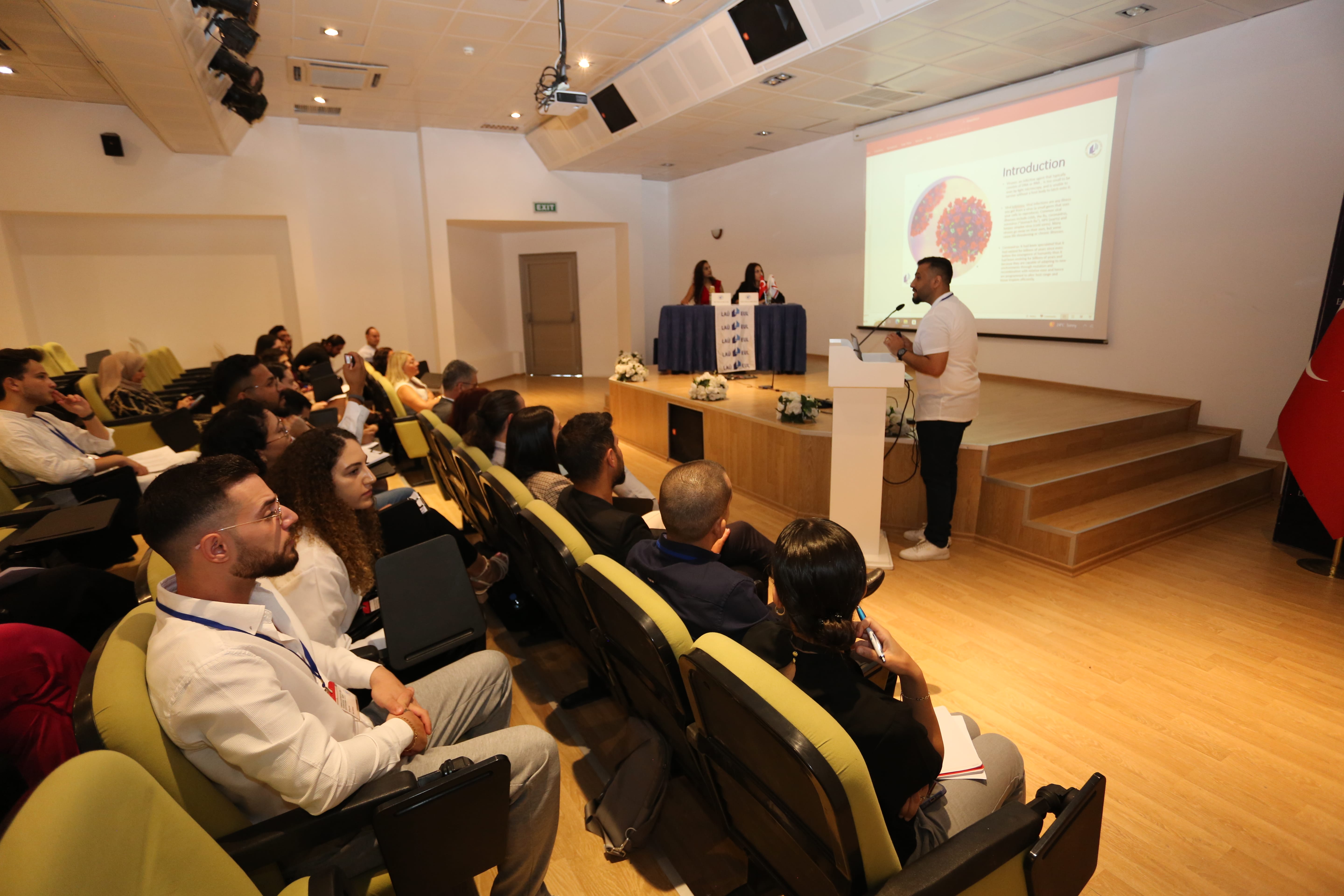 LAÜ'de “Uluslararası Eczacılık Öğrencileri Sempozyumu” Gerçekleştirildi