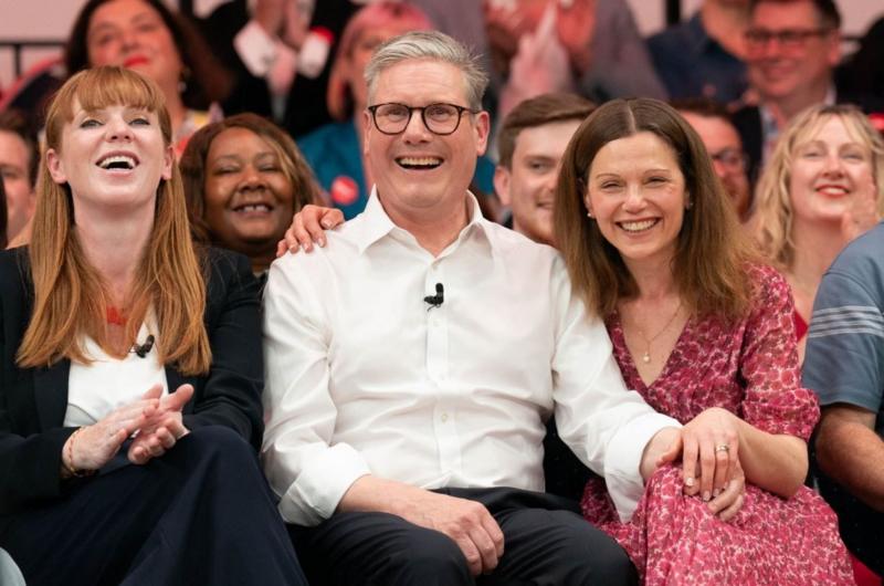 Keir Starmer: İngiltere'de İşçi Partisi'ni 14 yıl sonra iktidara taşıyan lider