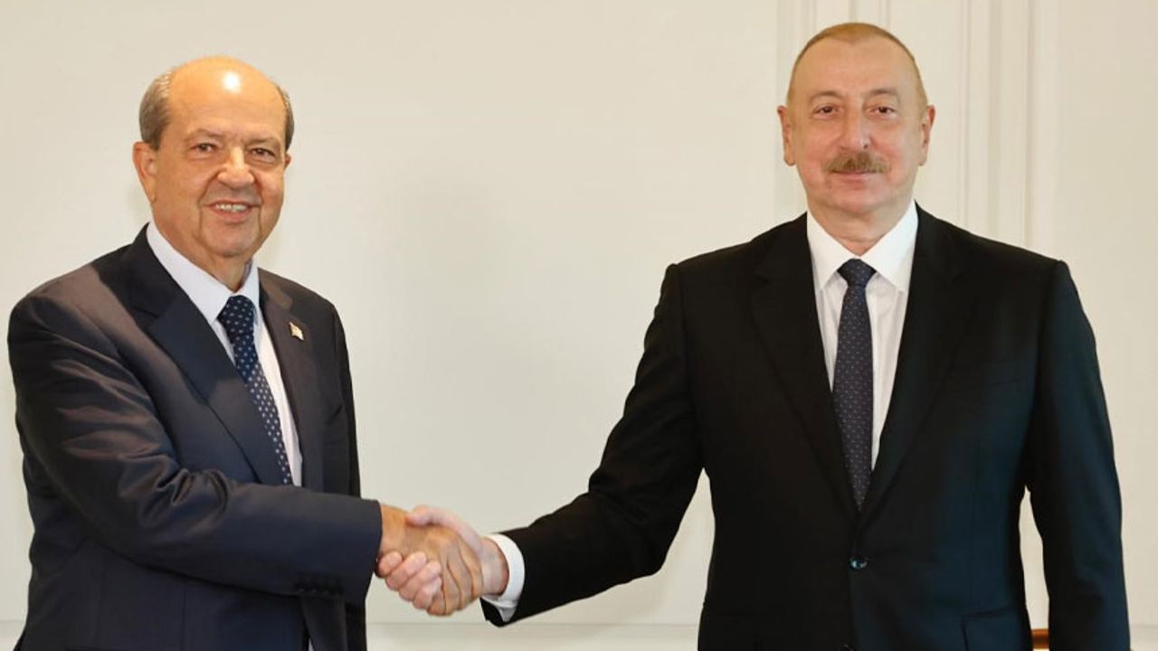 Cumhurbaşkanı Tatar, Azerbaycan Cumhurbaşkanı Aliyev ile bir araya geldi