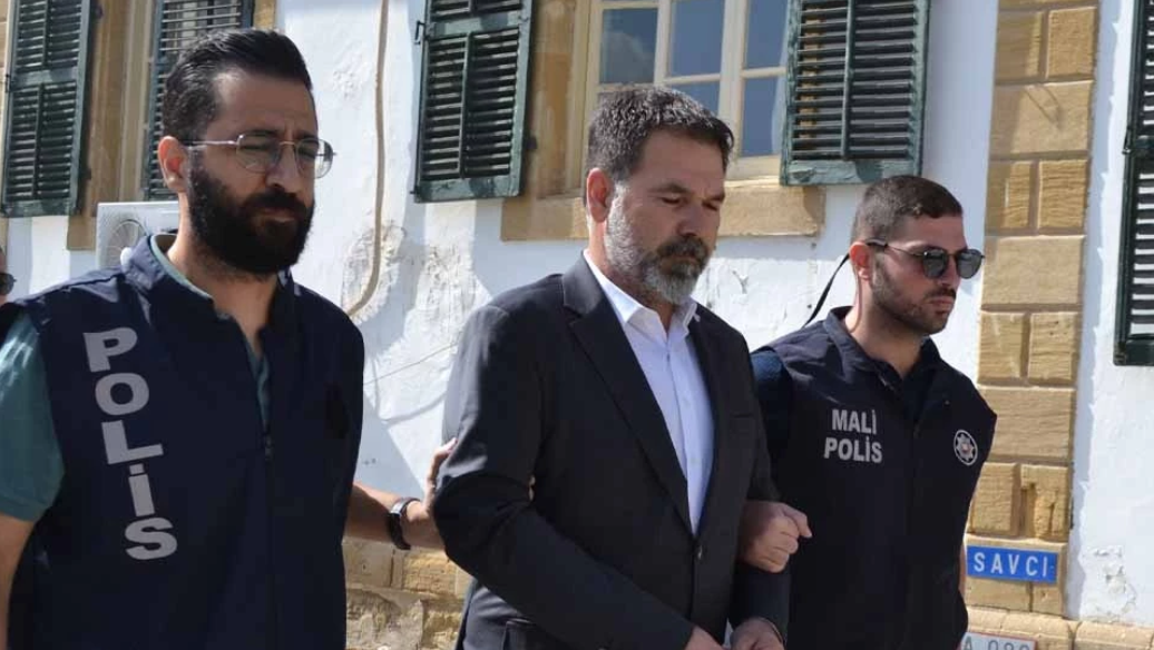 Çalışma izinlerinde usulsüzlük yaptığı iddiasıyla tutuklanan Oğuz Köse'ye 3 gün tutukluluk!