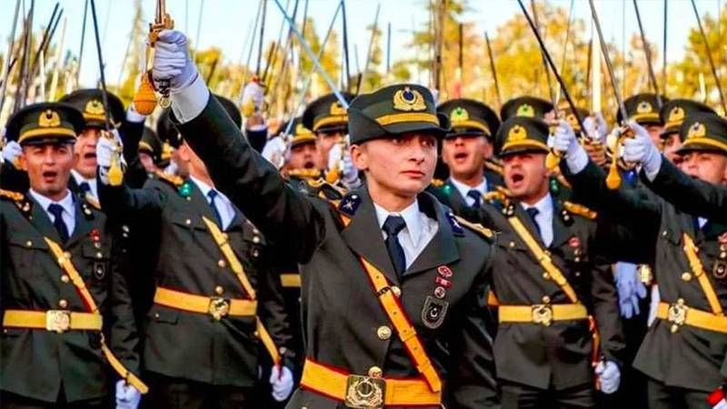 Erdoğan, kılıçla yemin eden teğmenleri hedef aldı: O kılıçları kime çekiyorsunuz? Kendini bilmezler temizlenecek