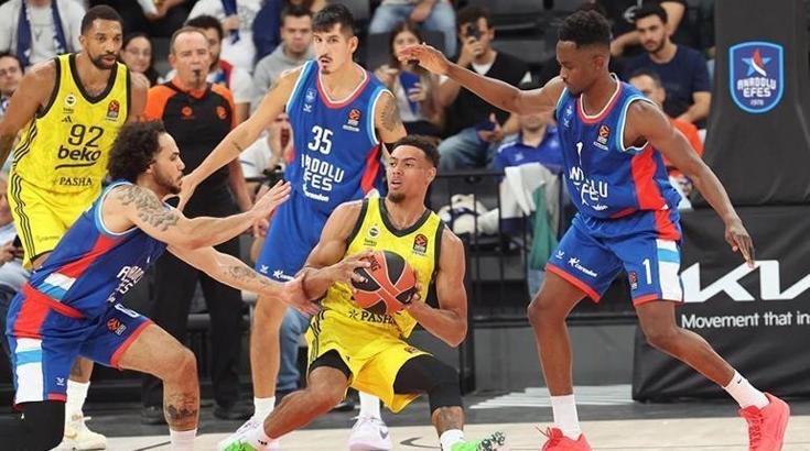 Potada derbi heyecanı! Fenerbahçe Beko'nun Anadolu Efes'i konuk ediyor