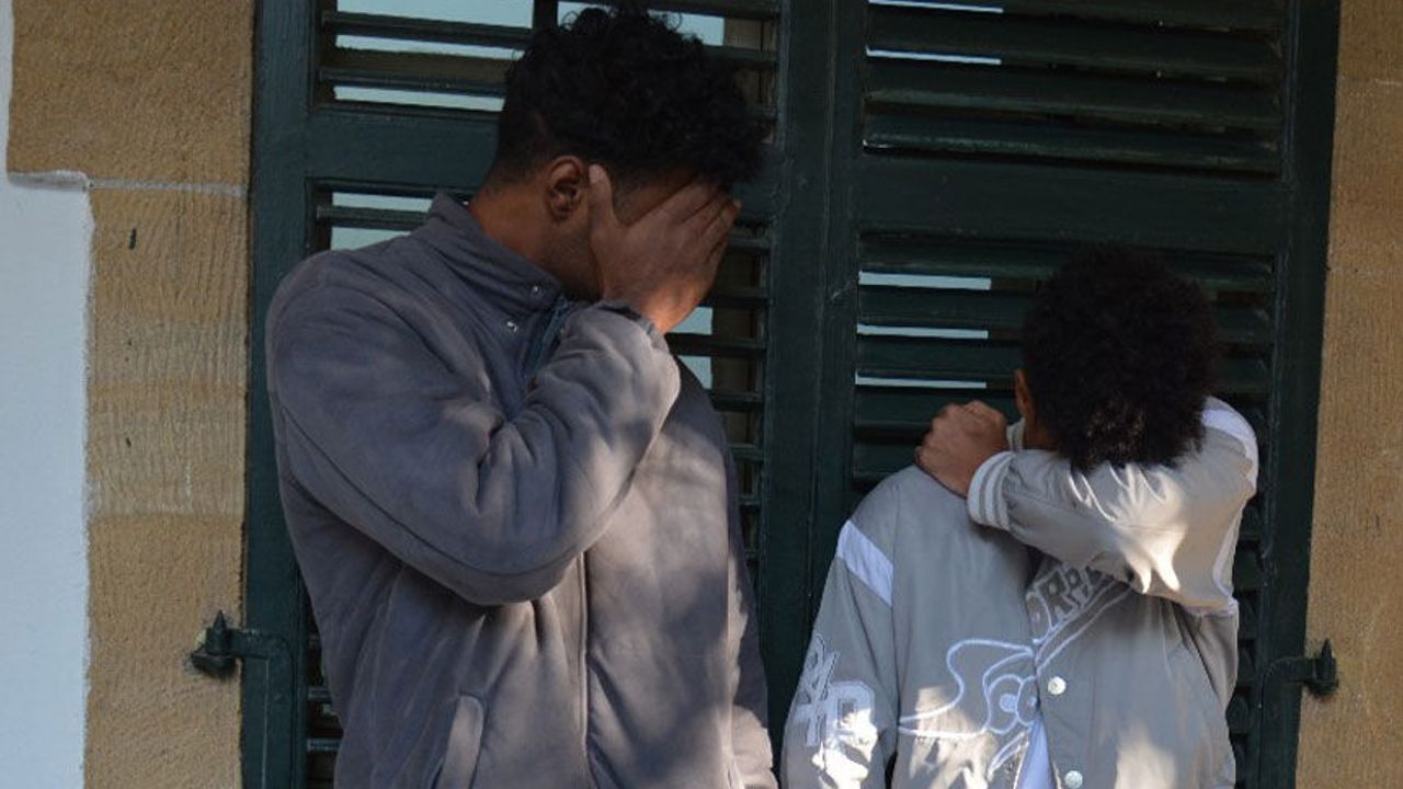 Uyuşturucu satıcıları yakayı ele verdi!