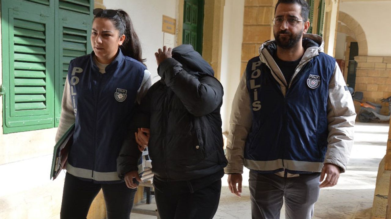 Tutuklanmadan önce 15 bin fotoğraf, 858 video sildi!