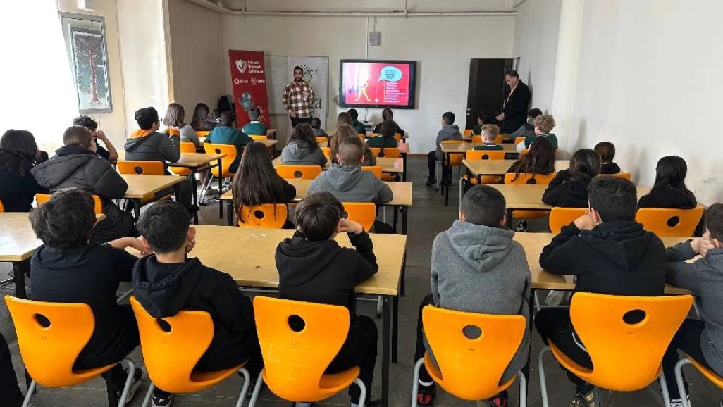 16 okulda toplam bin 603 öğrenciye güvenli internet eğitimi