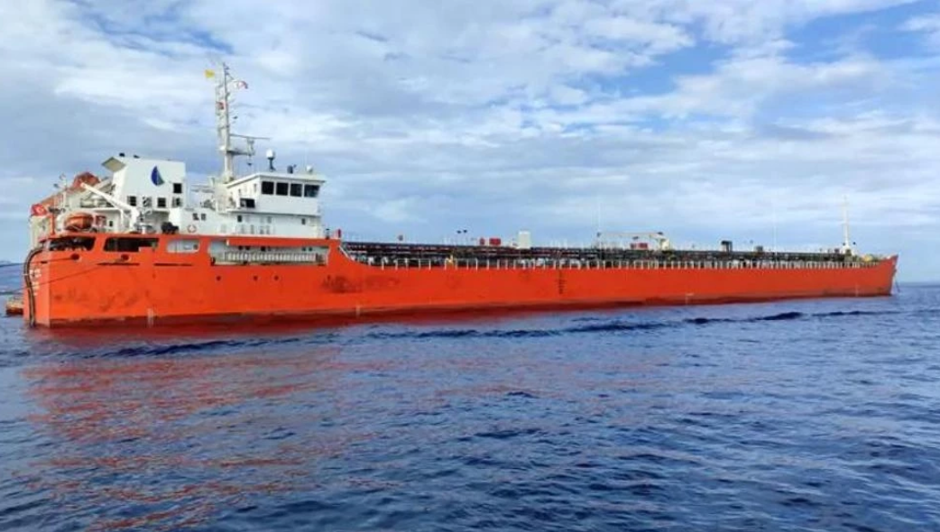 KIB-TEK’e yakıt taşıyan gemi alıkonmadı: Yeni Yüzyıl gemisi KKTC’ye geliyor!