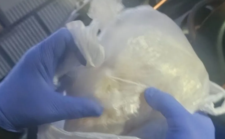 Baf'ta bir kiloya yakın kokain ele geçirildi