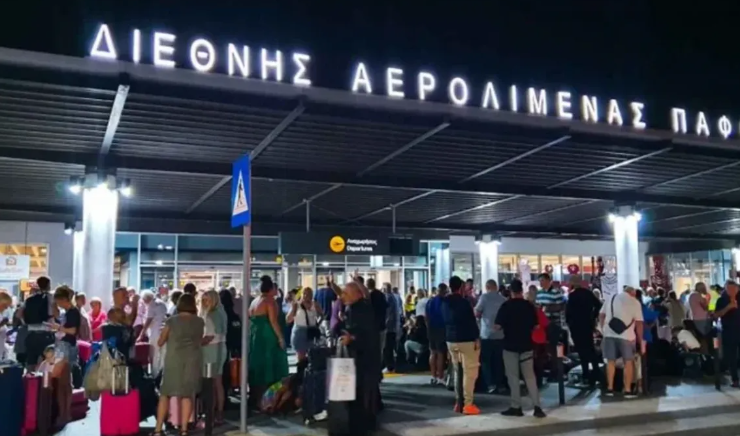 İsrail, hava yolu şirketlerinin Baf’a uçuşlarını yasakladı