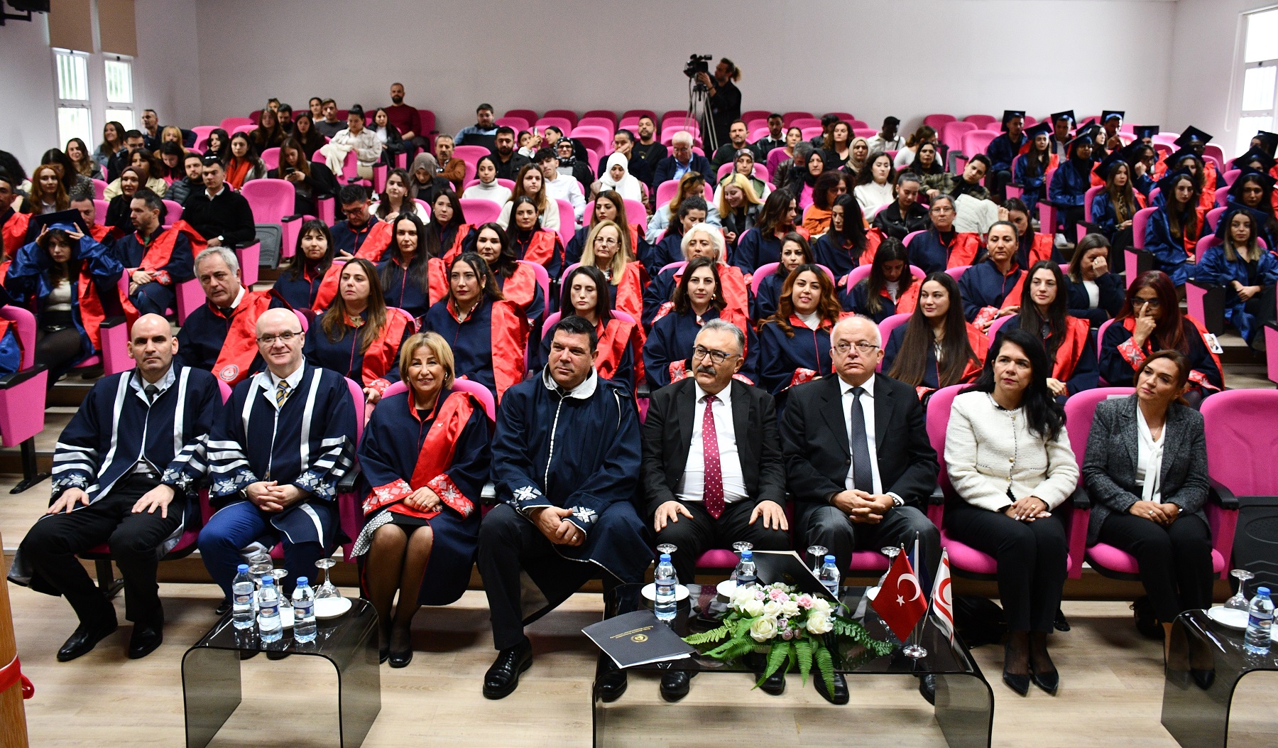 DAÜ Sağlık Bilimleri Fakültesi Mezunları Mesleki Yemin Etti